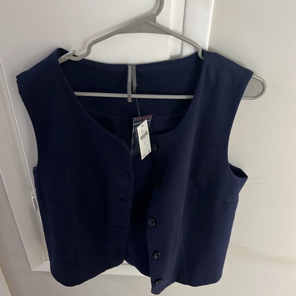By Anthropologie Shrunken Cotton
Vest size L navy - Picture 7 of 9